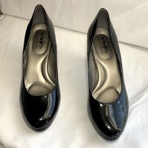 Coach And Four Black Patent Pumps